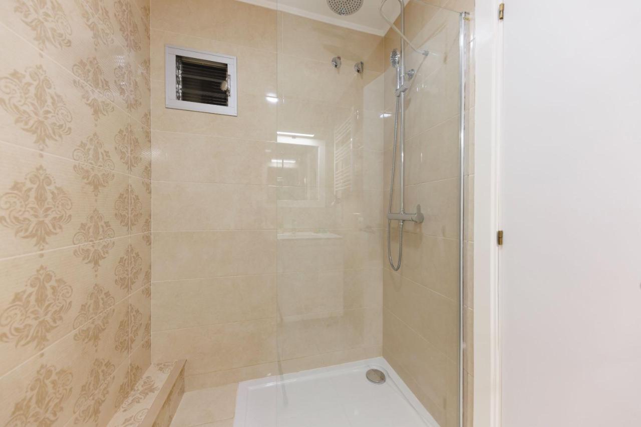 Bravissimo Figuerola, Spacious 3-Bedroom Apartment 赫罗纳 外观 照片